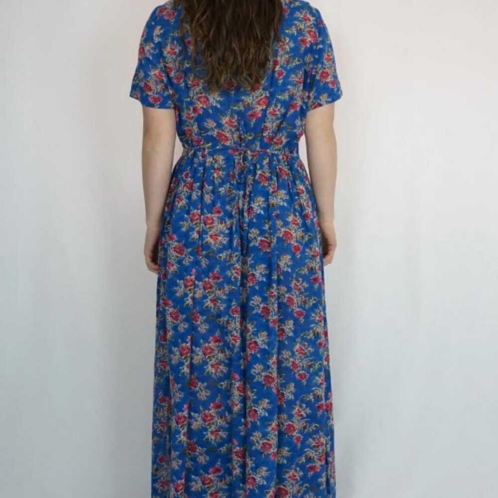 Vintage Marks & Spencer' floral blue maxi dress, v-neck with buttons and waistie